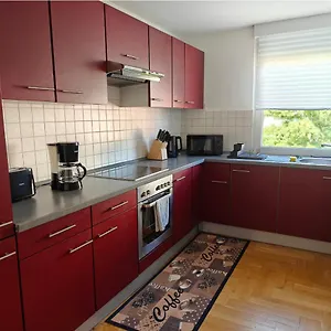 Apartment 2br Apartment, Parking, Wi-fi, Tv In Karow, Berlin